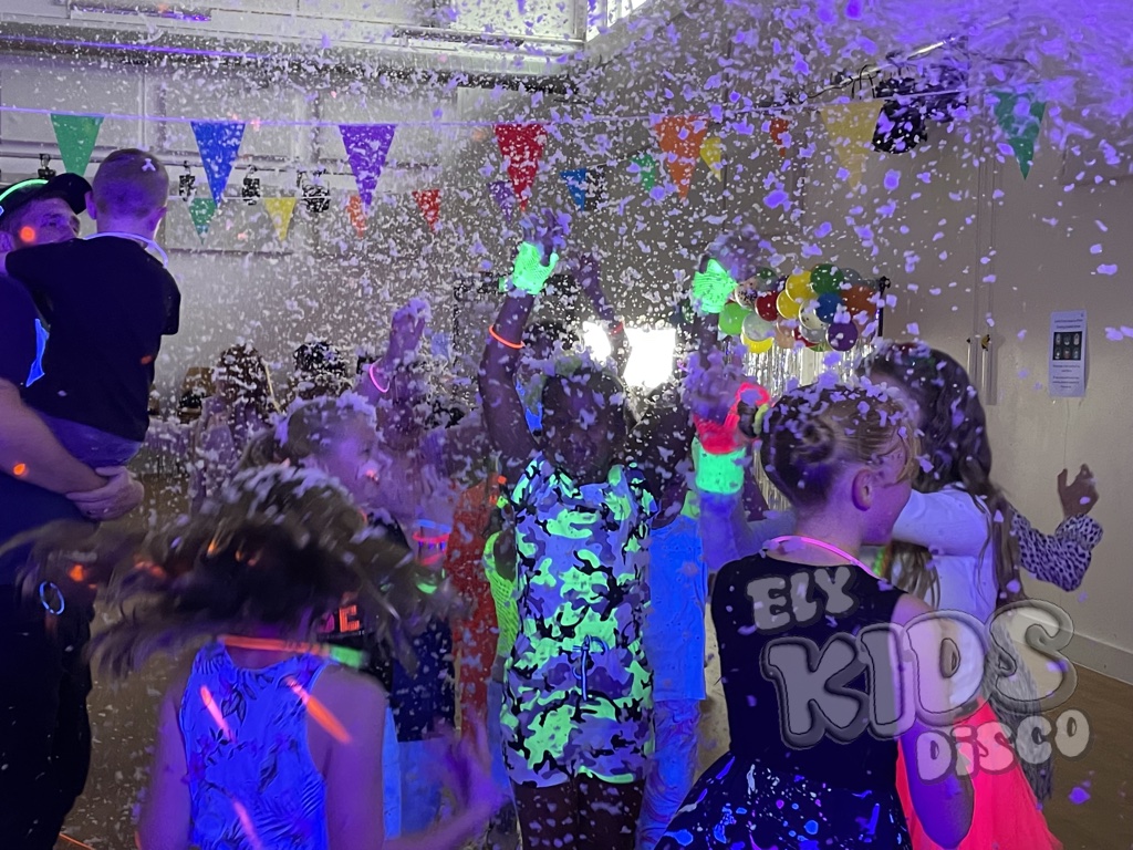 Ultra Violet UV lighting at a Glow Party with Ely Kids Disco and Captain Chaos in Cambridgeshire